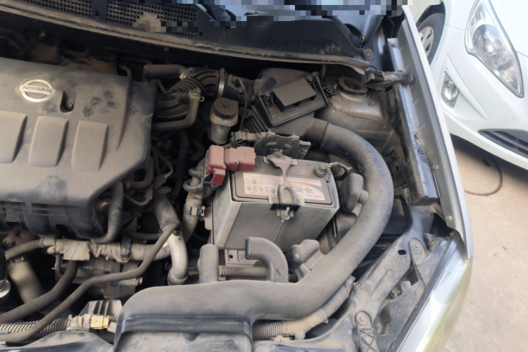 日产 逍客 2012款 1.6XE 风 5MT 2WD局部细节9007