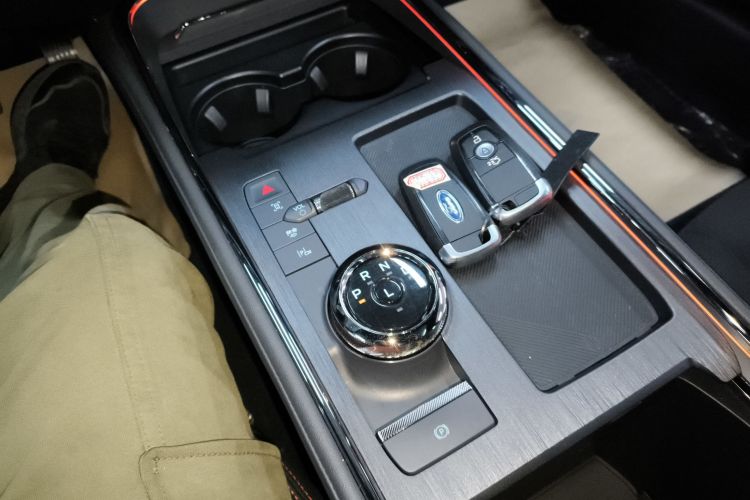 福特 蒙迪欧 2023款 1.5T E-混动 ST-Line中控内饰18