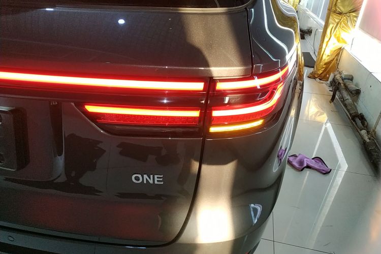 理想汽车 理想ONE 2020款 增程6座版车身外观6006