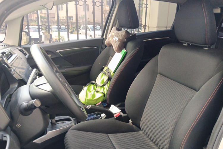 本田 飞度 2018款 1.5L CVT潮跑版中控内饰19