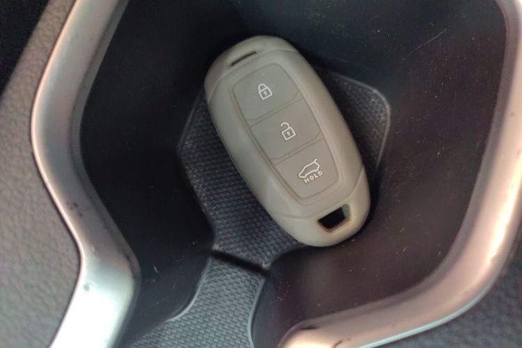 北京现代ix35 2018款 2.0L 自动两驱智勇·畅享版中控内饰11