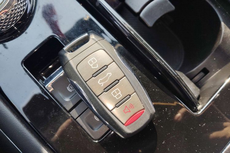 哈弗H6 2021款 第三代 1.5T 自动两驱Max中控内饰11