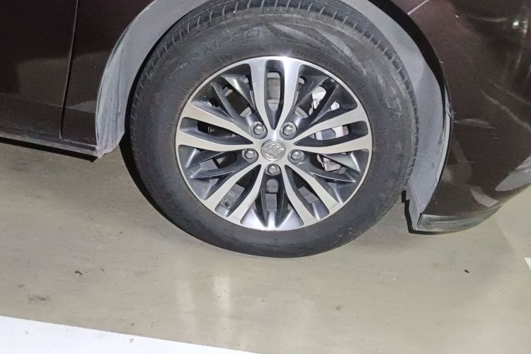 别克GL8 2017款 ES 28T 豪华型 国V车身外观6007