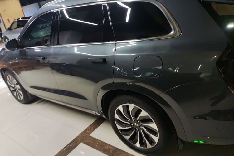 鸿蒙智行 问界M7 2024款 1.5T 后驱Plus版 6座车身外观4