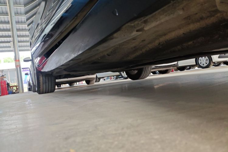 大众 迈腾 2019款 330TSI DSG 豪华型 国VI机舱底盘29