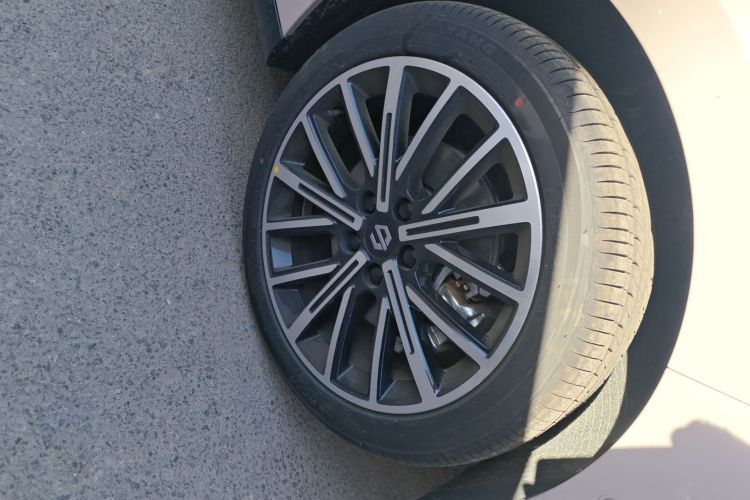 零跑汽车 零跑B01 2025款 650悦享版车身外观10