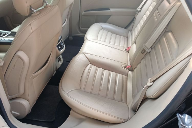 福特 蒙迪欧 2013款 2.0L GTDi200豪华型中控内饰21