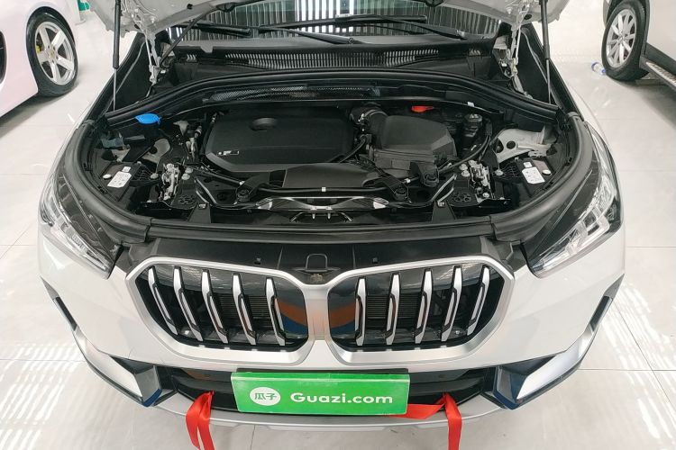 宝马X1 2023款 xDrive25Li X设计套装机舱底盘24