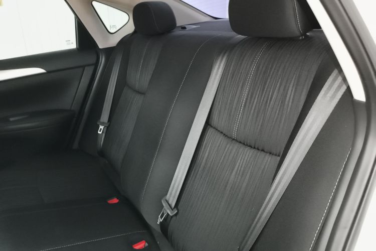 日产 轩逸 2021款 经典 1.6XE CVT舒适版中控内饰21