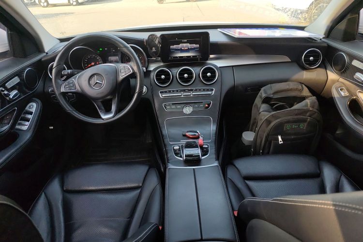 奔驰C级 2016款 C 200 L 运动型中控内饰12