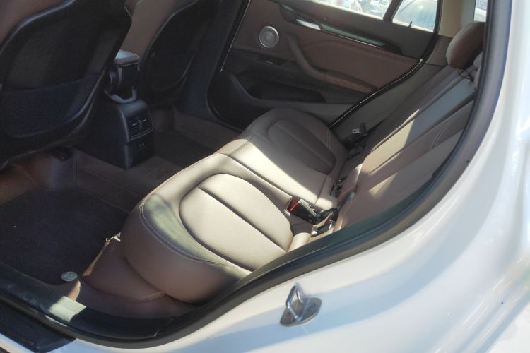 宝马X1 2022款 sDrive25Li 领先型中控内饰21