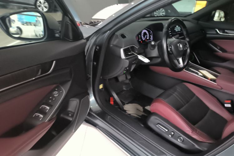 本田 英仕派 2022款 260TURBO 精悦版中控内饰20