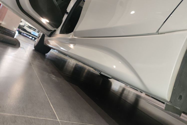 宝马3系 2019款 320i M运动套装局部细节9002