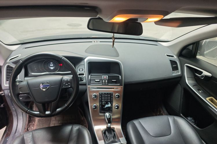 沃尔沃XC60 2017款 T5 智行升级版中控内饰12