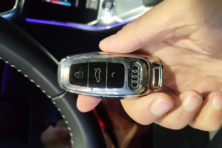 奥迪A6L 2020款 45 TFSI 臻选动感型中控内饰11