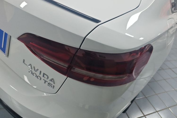 大众 朗逸 2024款 300TSI DSG星空满逸版车身外观9