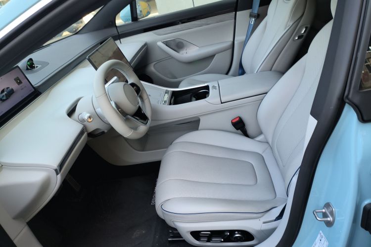 鸿蒙智行 智界S7 2025款 705km Pro局部细节19