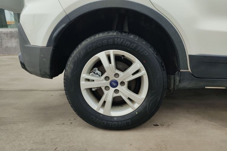 福特 领界 2019款 EcoBoost 145 CVT精领型 国VI车身外观6008