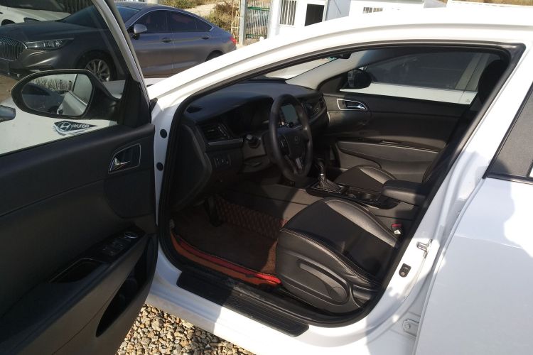 现代 名图 2017款 1.6T 自动智能型GLS 国V中控内饰19