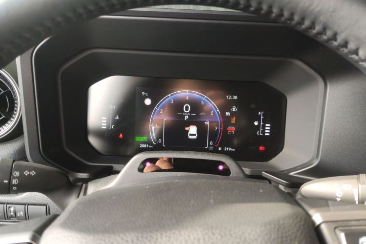 丰田 普拉多 2024款 2.4T 全能TX版 5座中控内饰14