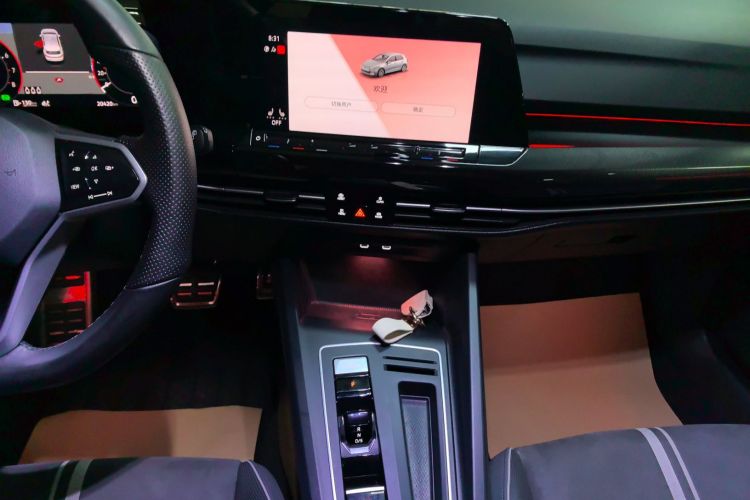 大众 高尔夫 2023款 改款 280TSI DSG R-Line Lite中控内饰16