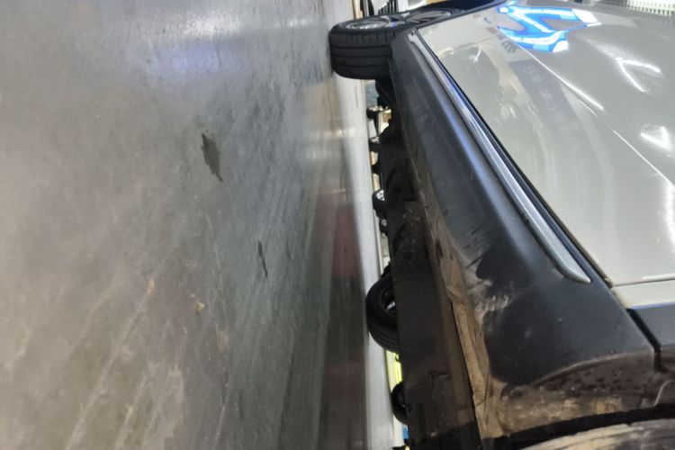 哪吒汽车 哪吒V 2022款 潮 400 Lite局部细节9001