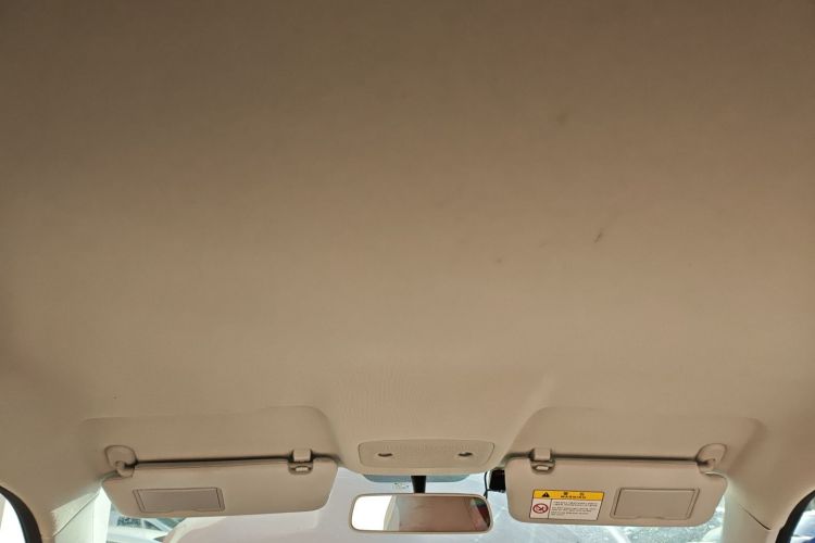 零跑汽车 零跑T03 2021款 400轻享版 磷酸铁锂中控内饰22