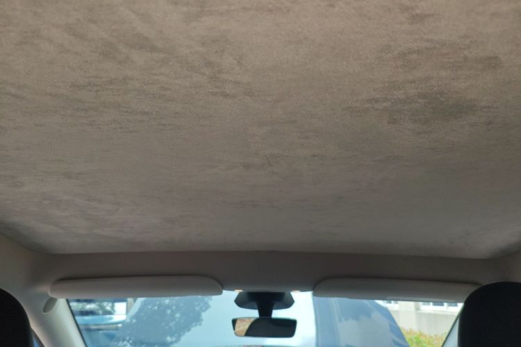 特斯拉 Model Y 2024款 长续航全轮驱动版中控内饰22