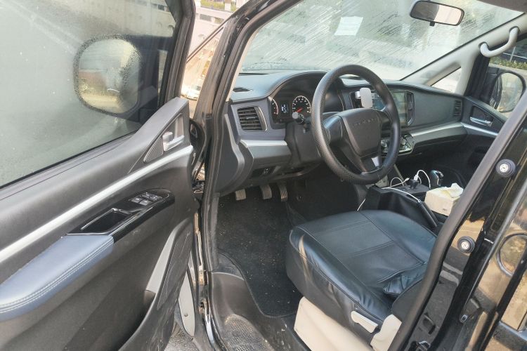 东风风行 菱智 2024款 M5L 1.5T 手动基本型 7座中控内饰20