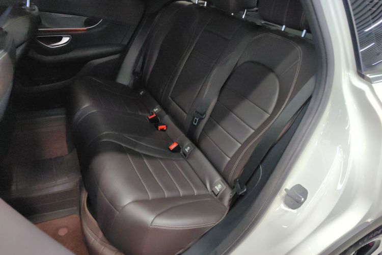 奔驰GLC 2019款 改款 GLC 260 L 4MATIC 豪华型中控内饰7004