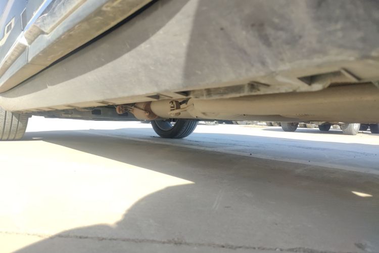 吉利汽车 豪越L 2023款 2.0T DCT尊贵型局部细节9002