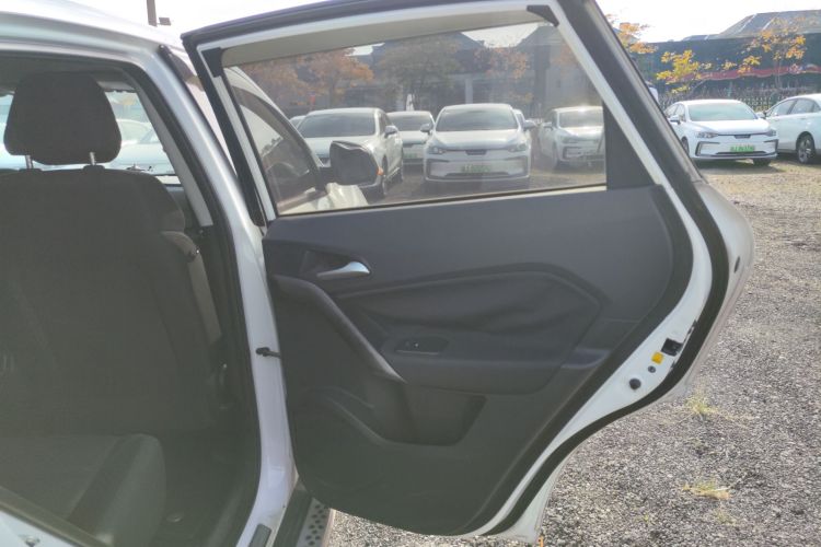 名爵 锐腾 2015款 1.5TGI 手动精英版中控内饰7006