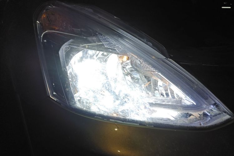 日产 骊威 2013款 劲锐 1.6XL CVT舒适版车身外观8