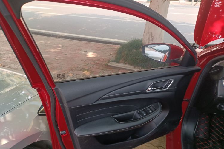 荣威i5 2020款 1.5L 自动4G互联领豪旗舰版中控内饰7007