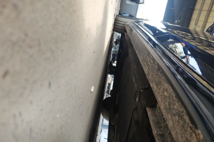 捷豹XFL 2023款 XFL 2.0T P250 两驱精英运动版局部细节9002