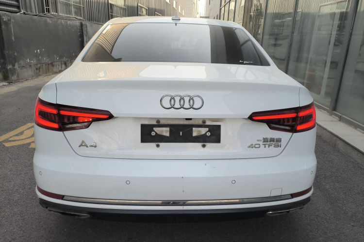 奥迪A4L 2019款 40 TFSI 进取型 国VI车身外观6