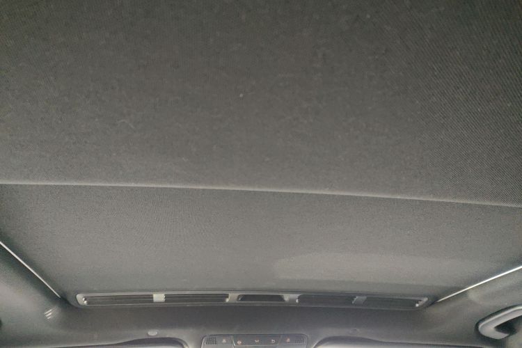 奔驰GLC轿跑 2020款 GLC 260 4MATIC 轿跑SUV中控内饰22