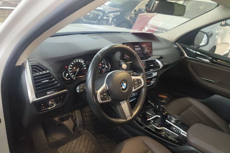 宝马X3 2018款 xDrive25i M运动套装 国VI中控内饰12