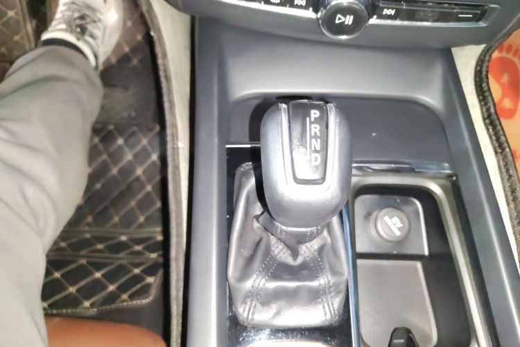 沃尔沃XC60 2019款 T5 四驱智远版 国VI中控内饰18