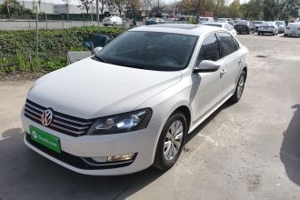 大众 帕萨特 2015款 1.8TSI DSG尊荣版