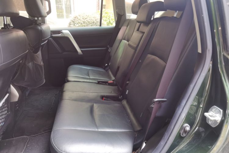 丰田 普拉多 2019款 3.5L 自动TX-L尊享版后挂备胎中控内饰21