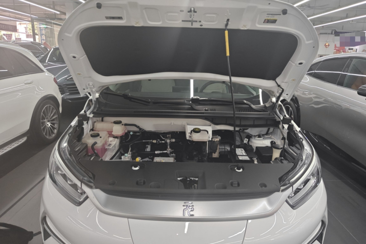 比亚迪 元Pro 2023款 401KM豪华型机舱底盘24