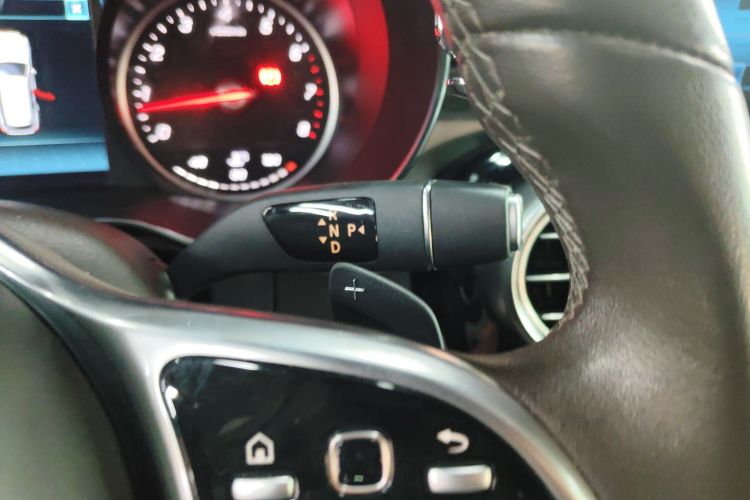 奔驰GLC 2020款 GLC 260 L 4MATIC 动感型局部细节18