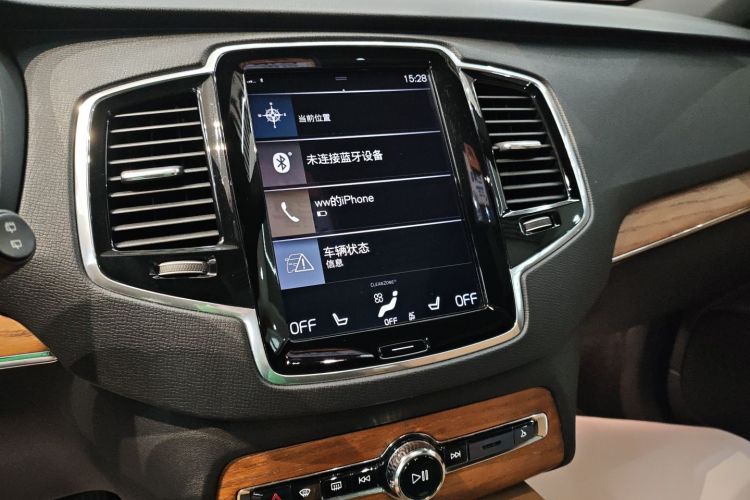 沃尔沃XC90 2018款 T6 智逸版 7座中控内饰16