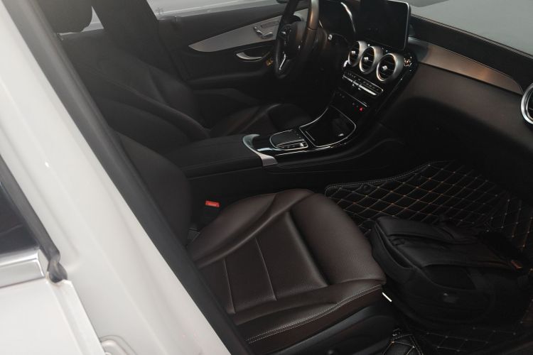 奔驰GLC 2020款 改款 GLC 260 L 4MATIC 动感型局部细节41