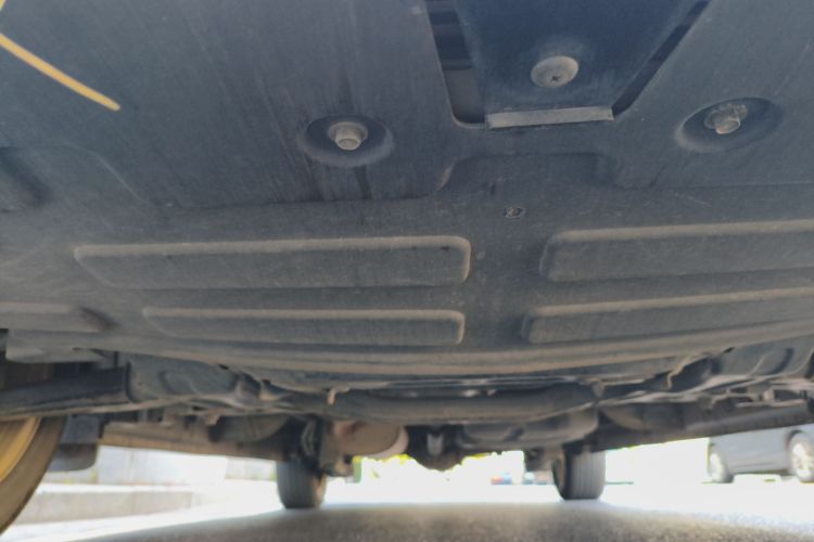 东风风行 风行CM7 2018款 经典版 2.0T 自动尊享型局部细节9006