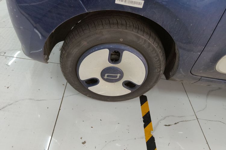 奔腾小马 2024款 170km 活力马车身外观6002