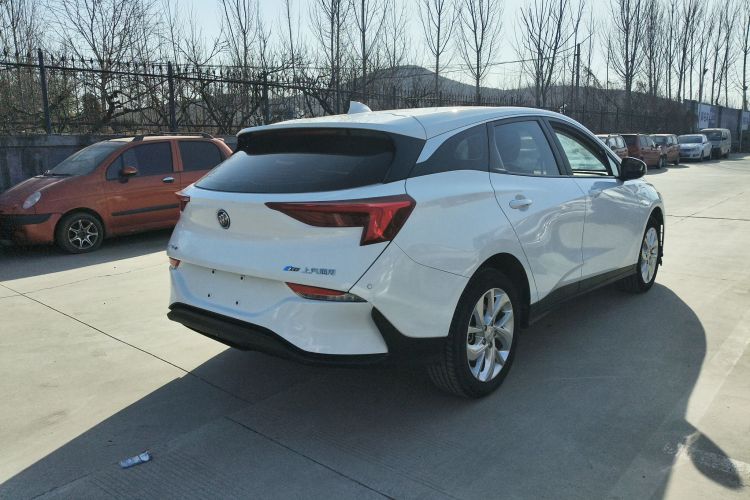 别克 微蓝6 2023款 430km 出行版车身外观6005