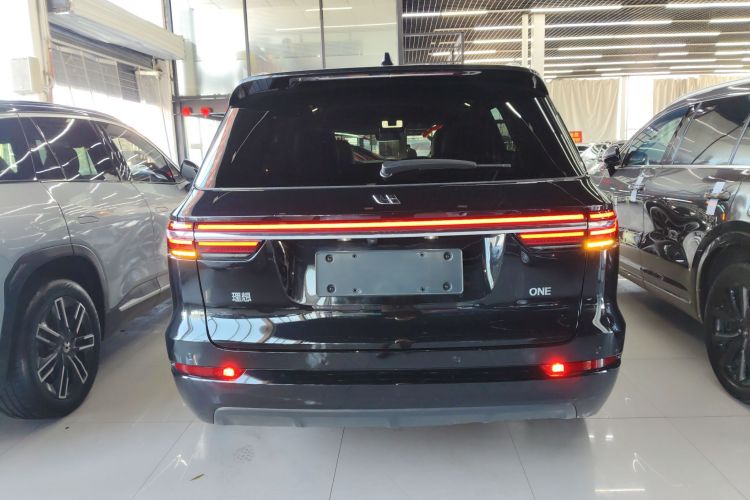 理想汽车 理想ONE 2021款 增程6座版车身外观6