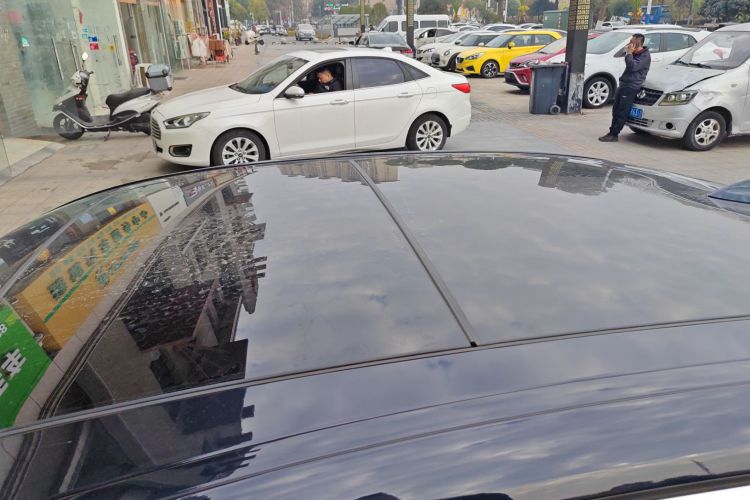 宝马7系 2021款 740Li 领先型 M运动套装局部细节57